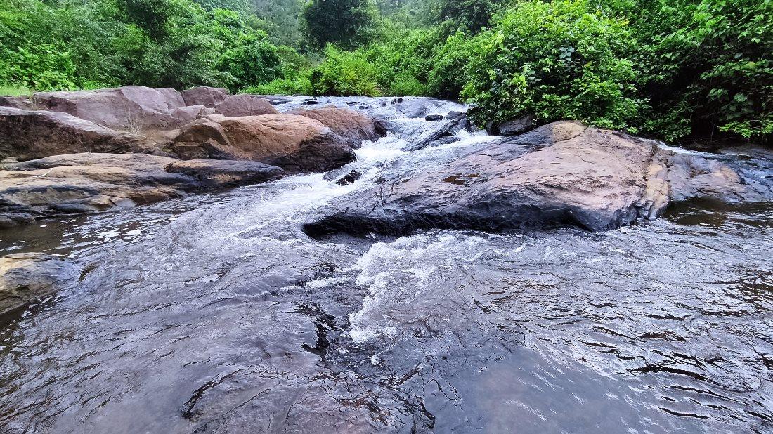 Tutugala Ella Waterfall
