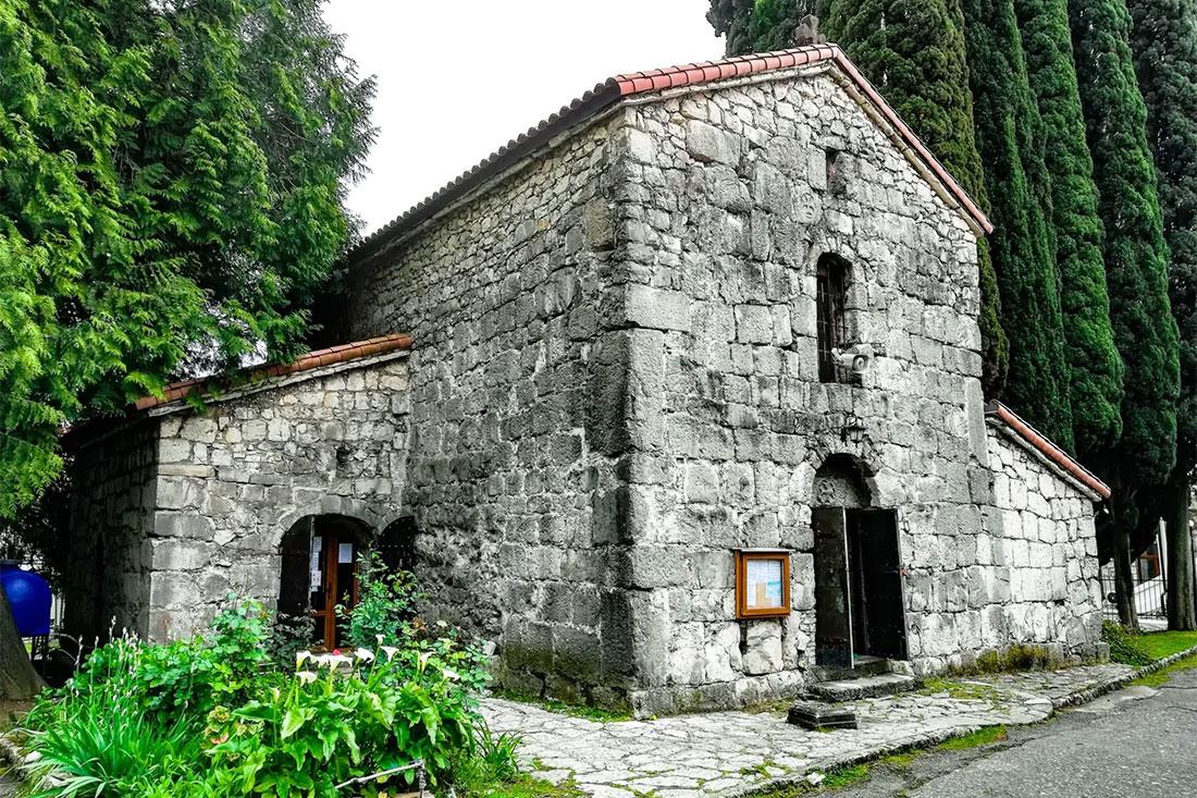 Temple of Hypatius of Gagra
