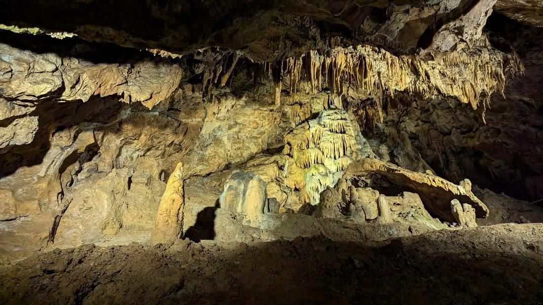 Szent István Cave